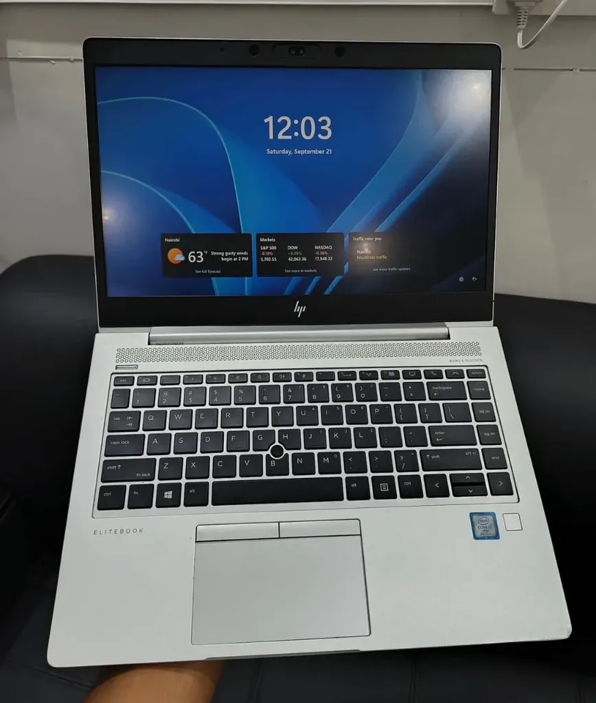 Hp Elitebook G5 i78th gen 8 gb ram 256 gb Nvme SSD (✔️ Laptop Pouch)